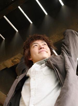 ビジネスシーンを彩る！トレンド感あふれるネクタイを通販で手軽にゲットする方法